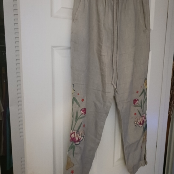 Linen Joggers - Picture 2 of 10